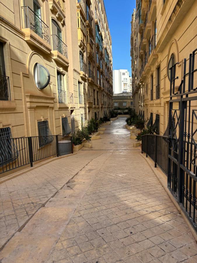 Апартаменты Belmonte Flat Слима Экстерьер фото